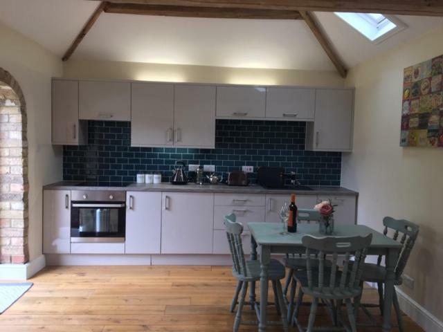 The Little Barn Apartment ลินคอล์น ภายนอก รูปภาพ